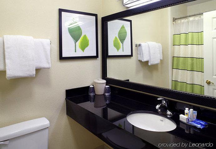 Fairfield Inn & Suites By Marriott Cumberland Ngoại thất bức ảnh