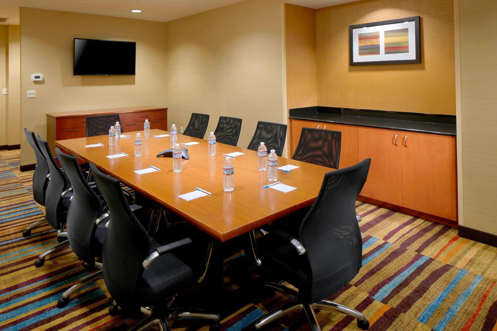 Fairfield Inn & Suites By Marriott Cumberland Ngoại thất bức ảnh