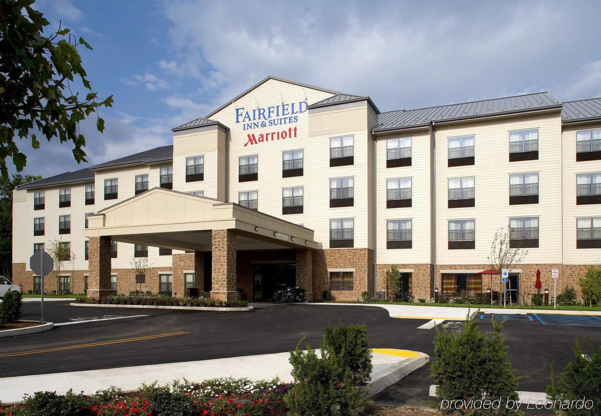 Fairfield Inn & Suites By Marriott Cumberland Ngoại thất bức ảnh