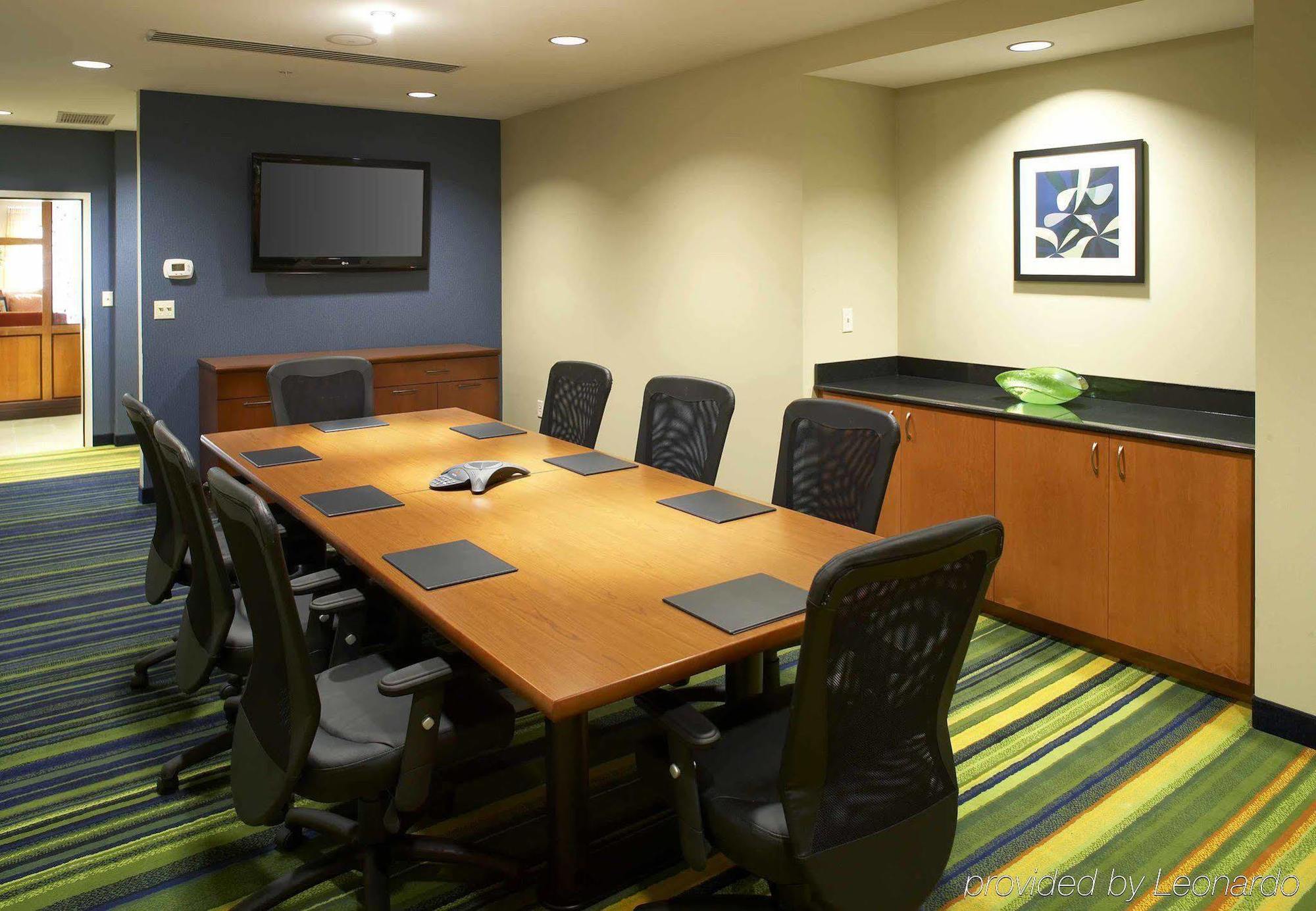 Fairfield Inn & Suites By Marriott Cumberland Tiện nghi bức ảnh