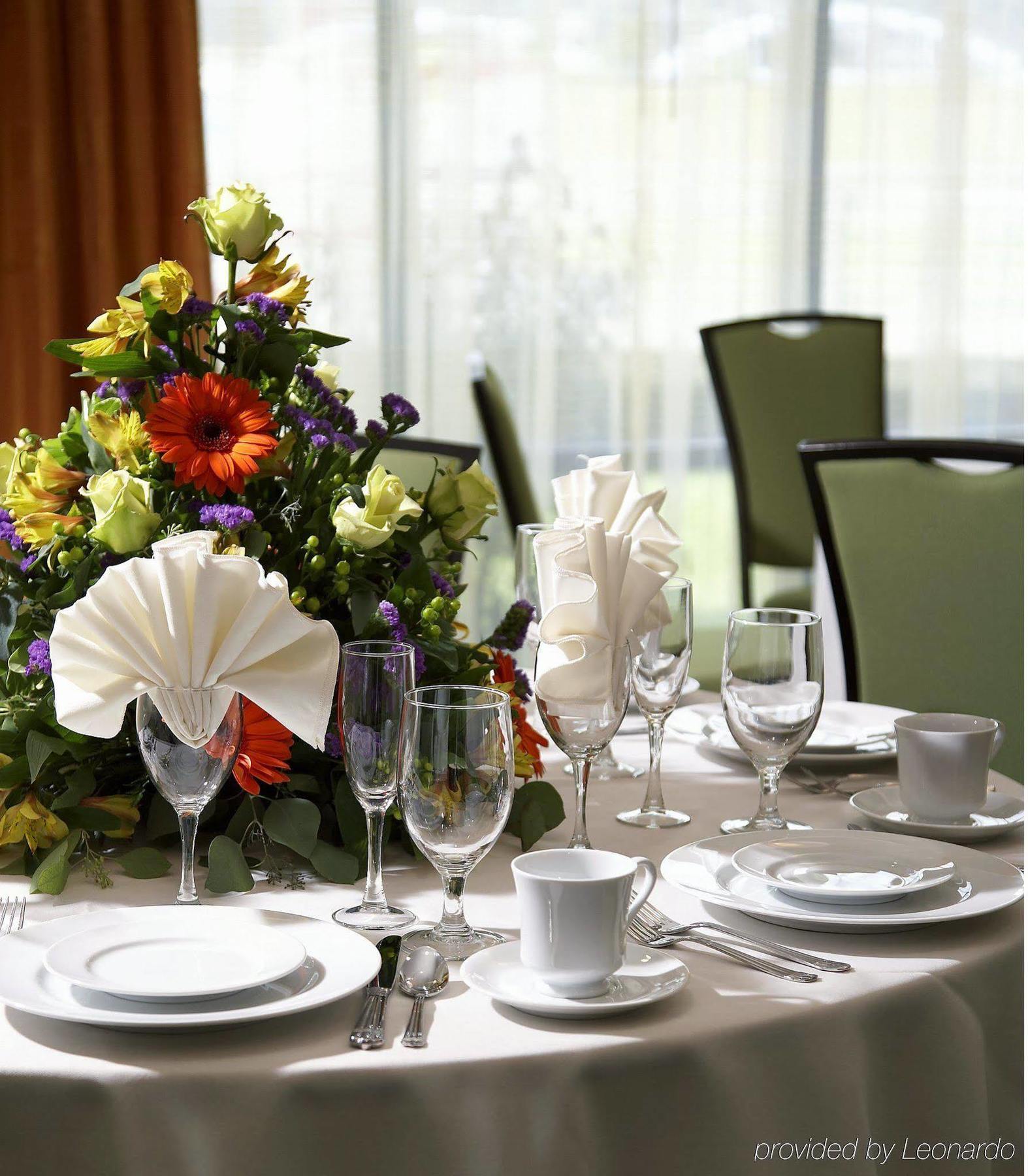 Fairfield Inn & Suites By Marriott Cumberland Ngoại thất bức ảnh