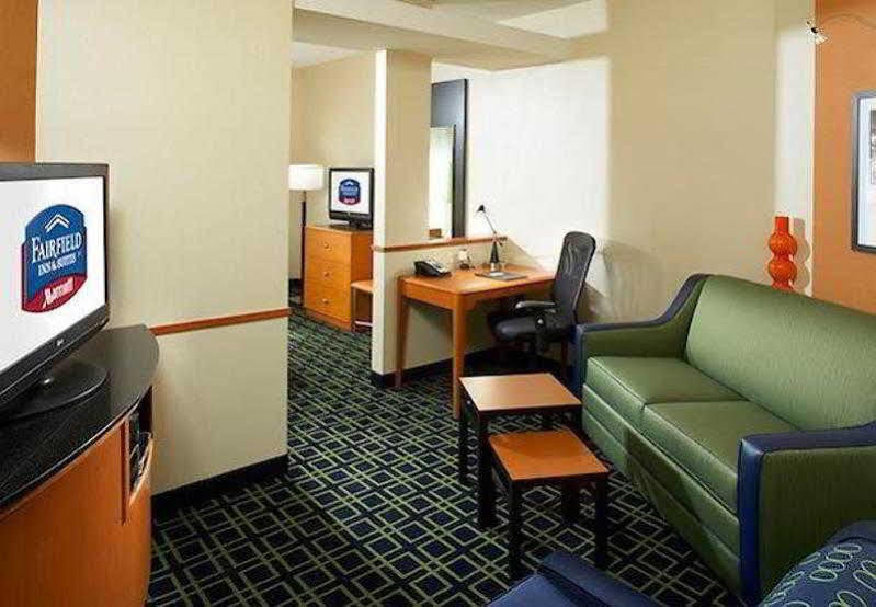 Fairfield Inn & Suites By Marriott Cumberland Ngoại thất bức ảnh